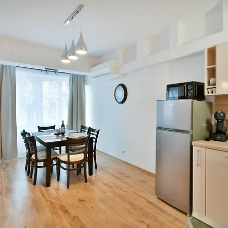 Grand Elegance - 2br *